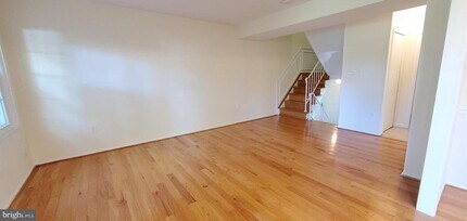 972 Paulsboro Dr in Rockville, MD - Building Photo - Building Photo