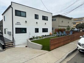 2013 Rockefeller Ln in Redondo Beach, CA - Building Photo