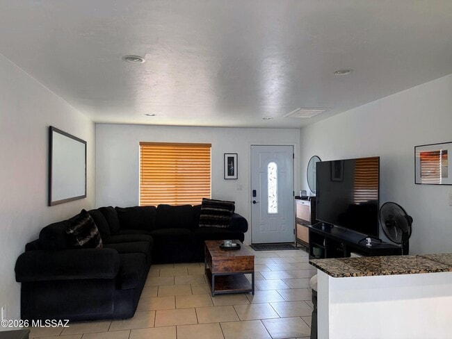 5840 E 36th St in Tucson, AZ - Building Photo - Building Photo