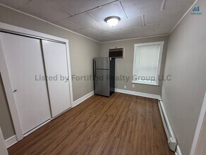 139 Oliver St in Fall River, MA - Building Photo - Building Photo