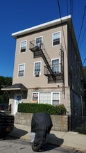 155 Crescent Pl in Yonkers, NY - Building Photo - Building Photo