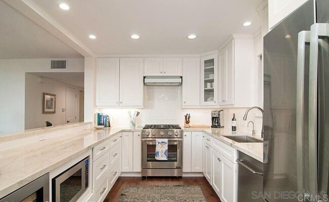 248 Dolphin Cove Ct in Del Mar, CA - Building Photo - Building Photo