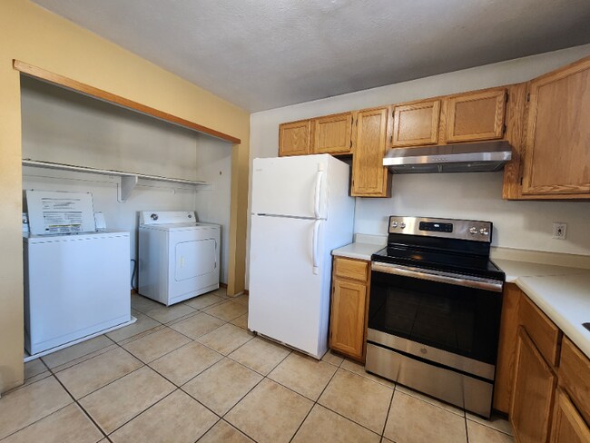 912 Jeanette Pl in Belgrade, MT - Building Photo - Building Photo