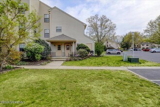 306 Larkspur Ln in Jackson Township, NJ - Building Photo - Building Photo