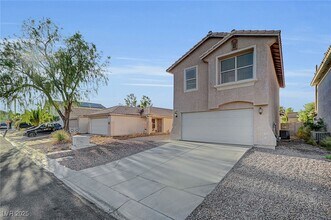 2016 Dragonslayer Ave in Las Vegas, NV - Building Photo - Building Photo
