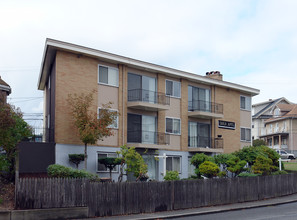 Shea Apartments in Tacoma, WA - Building Photo - Building Photo