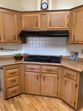 5104 Weymouth Way in Oceanside, CA - Building Photo - Building Photo