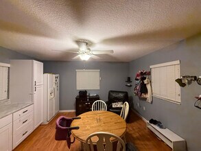 220 St George Dr in Davenport, FL - Foto de edificio - Building Photo