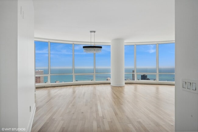 401 N Wabash Ave in Chicago, IL - Building Photo - Building Photo