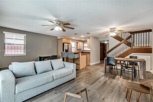 2530 NE 9th St in Fort Lauderdale, FL - Building Photo