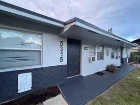 1801 NW 55th Ave, Unit Apartment for rent in Lauderhill, FL - Building Photo