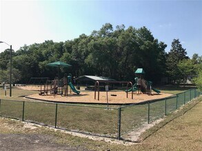 555 E Voorhis Ave in DeLand, FL - Building Photo - Building Photo