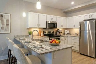 Heritage Square in Sellersburg, IN - Building Photo - Building Photo