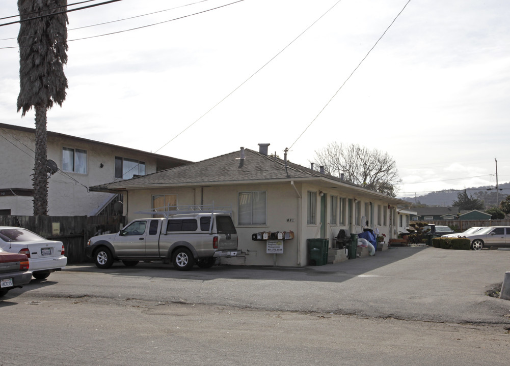 930-936 Harcourt Ave in Seaside, CA - Building Photo