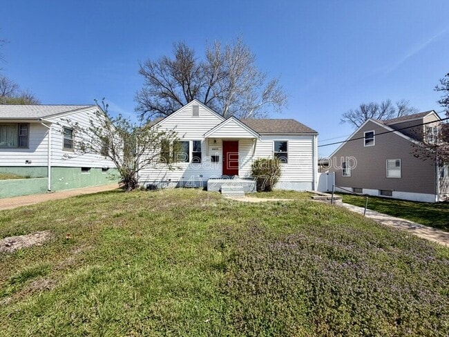 property at 9905 Iveland Dr