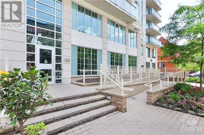 138-138 Somerset St W in Ottawa, ON - Building Photo - Building Photo