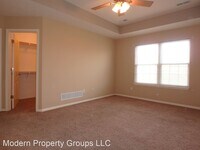 407 Golden Eagle Dr photo'