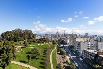 2200 Sacramento St in San Francisco, CA - Building Photo - Building Photo