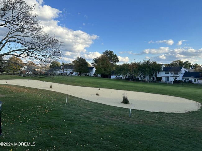 56 Linden Ct in Spring Lake, NJ - Building Photo - Building Photo