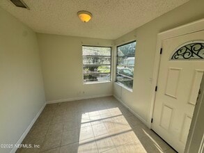 4050 Dellwood Ave in Jacksonville, FL - Building Photo - Building Photo