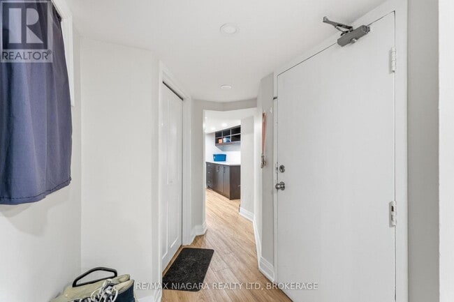 237 Church St in St Catharines, ON - Building Photo - Building Photo