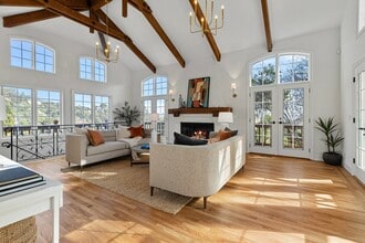 344 Summit Ave in San Rafael, CA - Building Photo - Building Photo