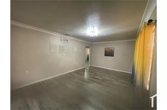 property at 122 4th Jpv St