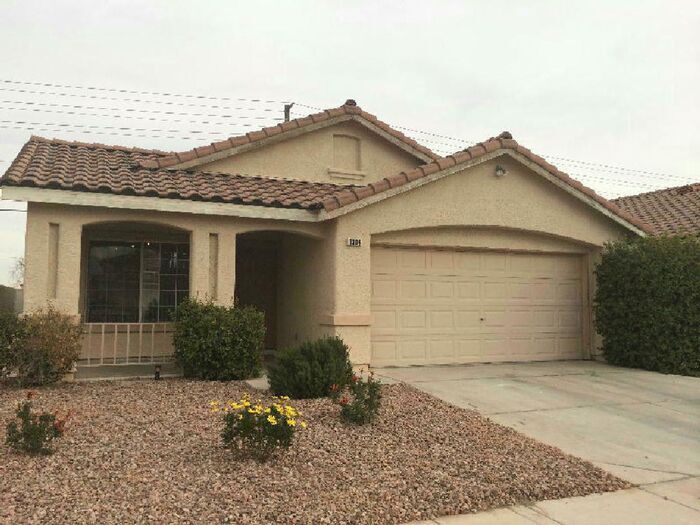 1304 Silver Prospect Dr in Las Vegas, NV - Building Photo