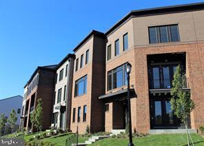 property at 23017 Sullivans Cove Sq