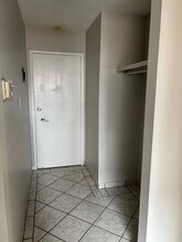 9725-9130 130 Ave NW in Edmonton, AB - Building Photo - Building Photo