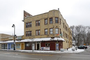 7123 Roosevelt Rd in Berwyn, IL - Building Photo