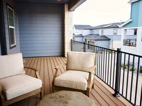 8848 Fraser River Lp in Littleton, CO - Foto de edificio - Building Photo