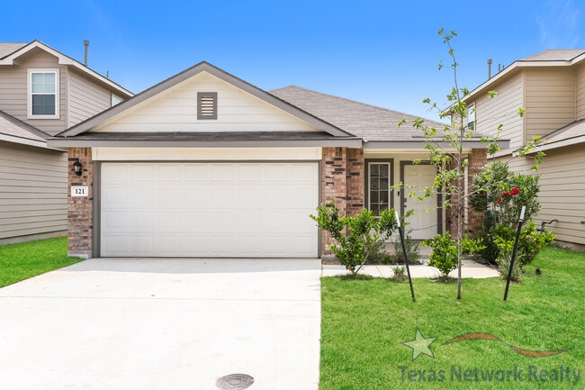 property at 121 Legendary Trl Lp