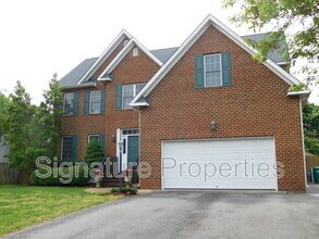 9351 Summer Oak Dr in Mechanicsville, VA - Building Photo - Building Photo