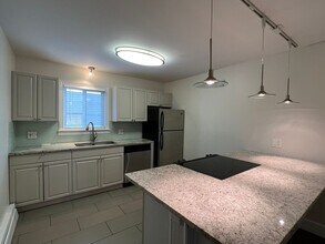 2401 Walnut St, Unit 2401 Walnut Street, Unit 2 in Boulder, CO - Foto de edificio - Building Photo