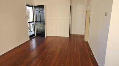 1739 S Tremont St in Oceanside, CA - Building Photo - Building Photo