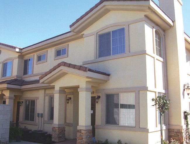 property at 13733 Ruther Ave