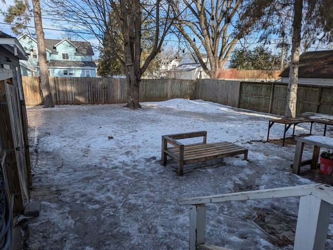 828 W Thomas St in Wausau, WI - Building Photo - Building Photo