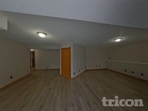 1503 Palomino Trail in Eagan, MN - Building Photo - Building Photo