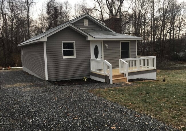 property at 1904 Triangle Rd