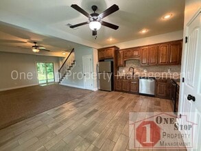 140 Roller Ct in Platte City, MO - Building Photo - Building Photo