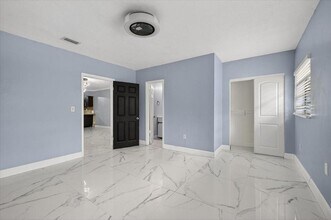 15775 N Miami Ave in Miami, FL - Building Photo - Building Photo