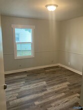 1020 Fairway Dr NW in Huntsville, AL - Foto de edificio - Building Photo