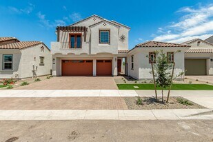 1657 S Sailors Ct in Gilbert, AZ - Building Photo