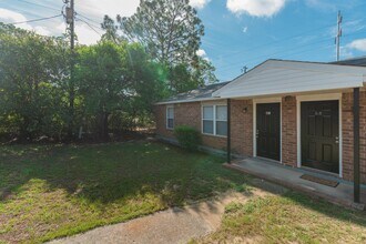 2311 Walden Dr in Augusta, GA - Building Photo - Building Photo