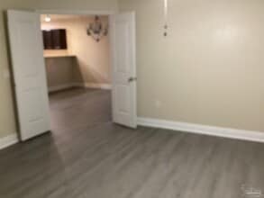 196 Millet Cir in Gonzalez, FL - Building Photo - Building Photo