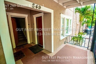 549 2nd St N in St. Petersburg, FL - Building Photo - Building Photo