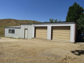 12096 ID-21 in Boise, ID - Building Photo - Building Photo