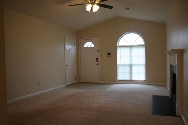 2587 Woodhill Dr in Lexington, KY - Building Photo - Building Photo