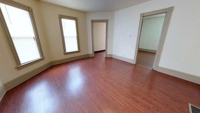 property at 464 Poplar St